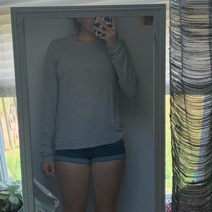 Gray long sleeve shirt